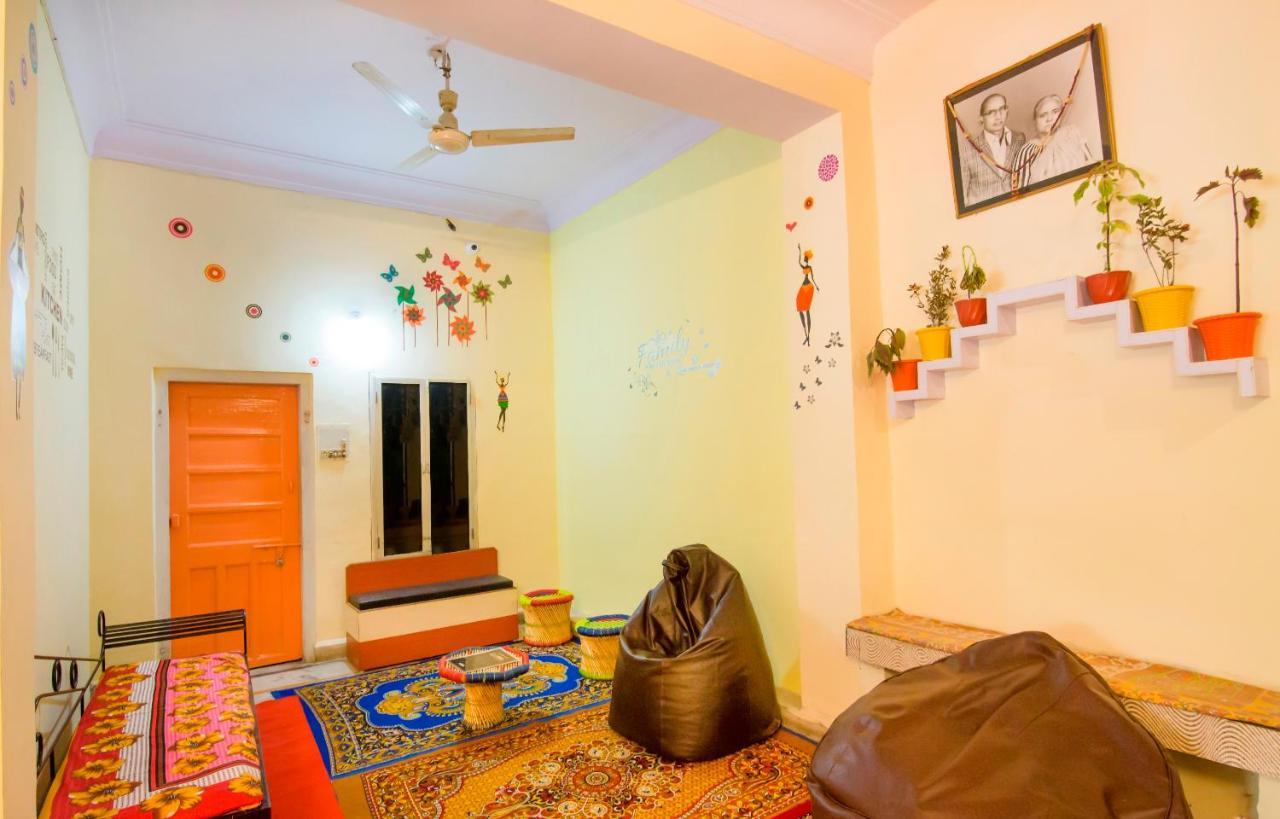 Pink City Hostel Jaipur Eksteriør bilde